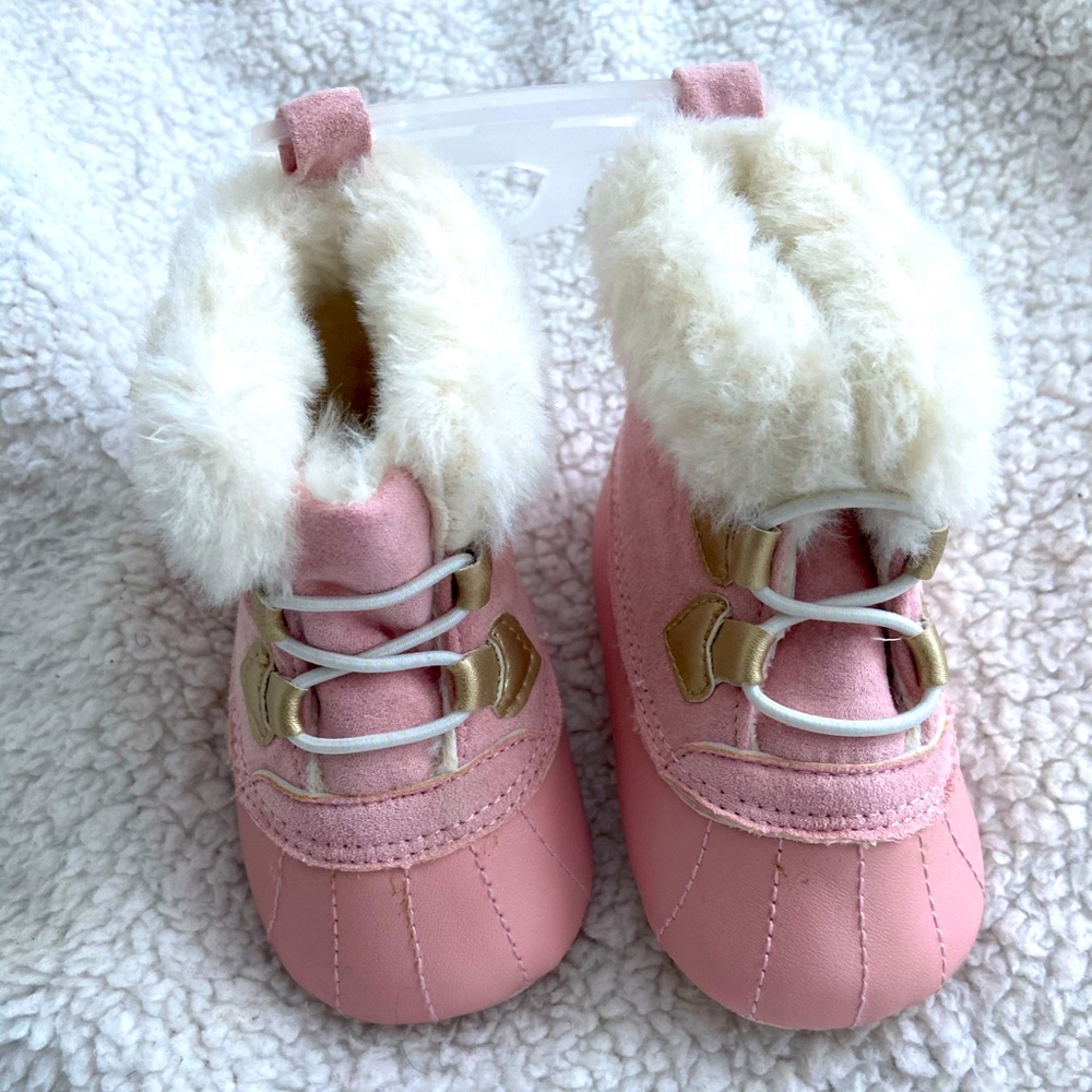 New Joe Fresh pink crib booties